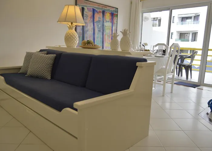 Proximo Da Marina C/piscina E Estacionamento * Vilamoura