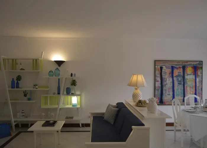 Proximo Da Marina C/piscina E Estacionamento * Vilamoura