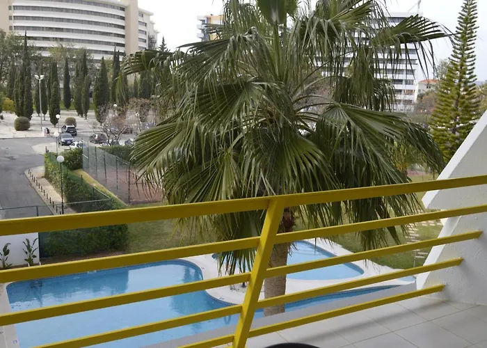 Proximo Da Marina C/piscina E Estacionamento * Vilamoura